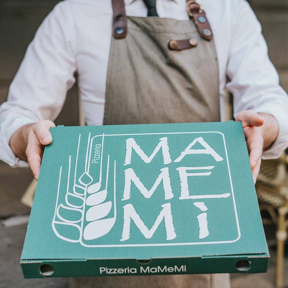 Green FSC-certified pizza box for MaMeMi Pizzeria